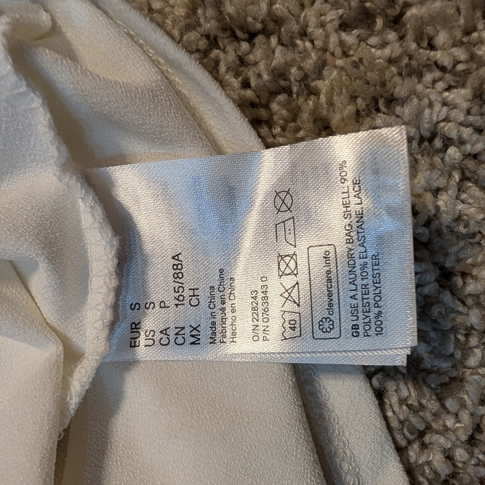 H&M blouse - Picture 6 of 7